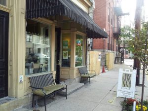 hang out with your pet in Pittsburgh