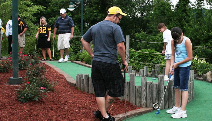 places to visit in Pittsburgh this spring