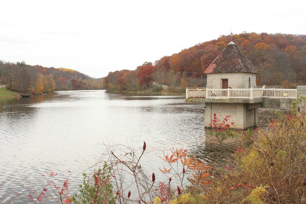 Pittsburgh Suburbs: A History of McCandless