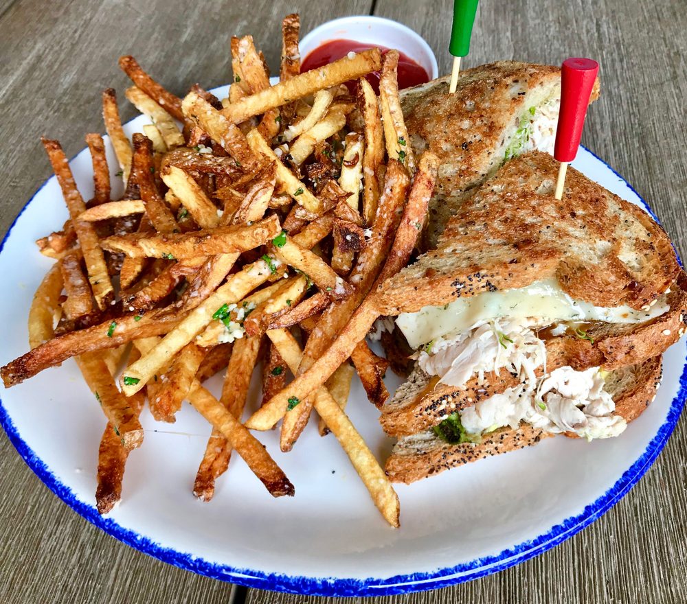 Restaurants In Oakmont 