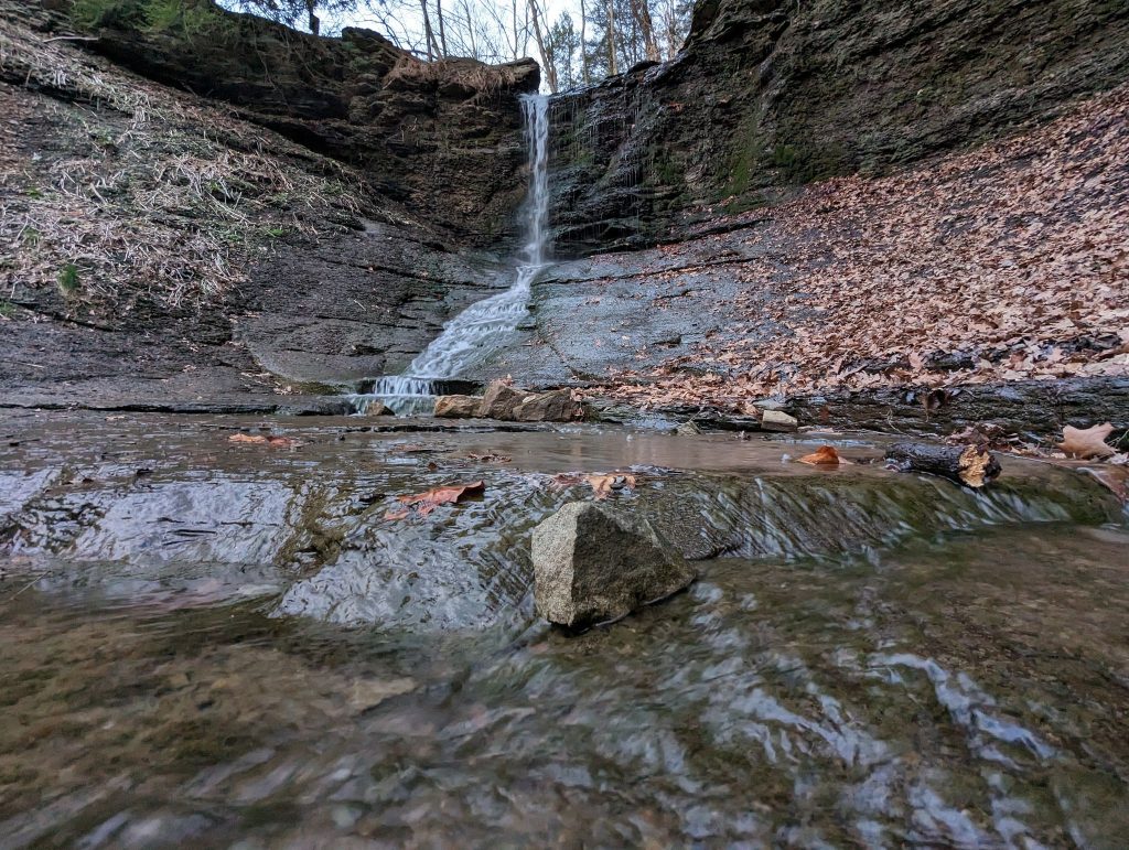 waterfalls near pittsburgh fall run park