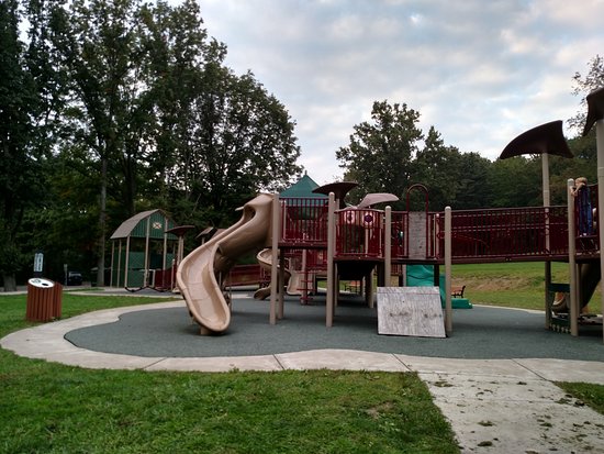 Round Hill Park