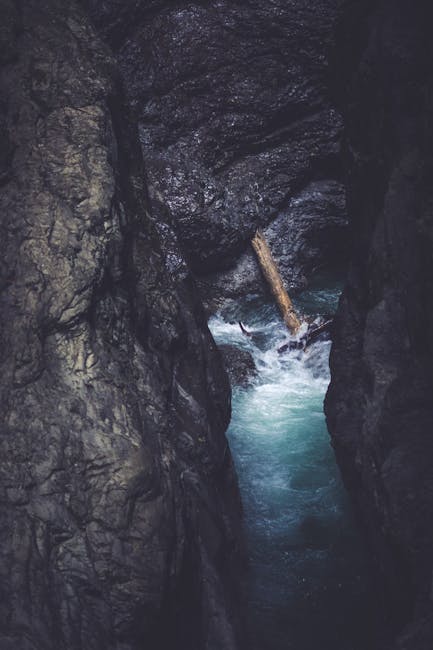 How to Explore Pittsburgh’s Underground Scenes